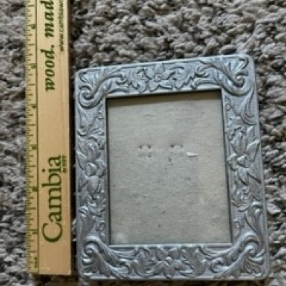 Silver Tone Metal Frame 4"x5"